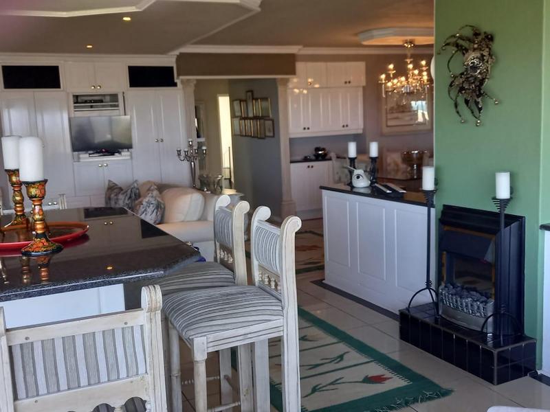 To Let 3 Bedroom Property for Rent in Plettenberg Bay Central Western Cape